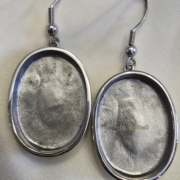 Abalone Shell Jewelry Set - Picture 3 of 8